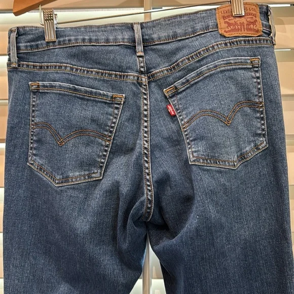 Levi’s 711 Skinny High Rise 32 X 30 - Picture 6 of 7